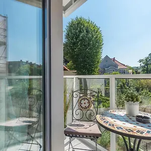 https://golden-apartmentsglamping-gdansk.sopothotels.com